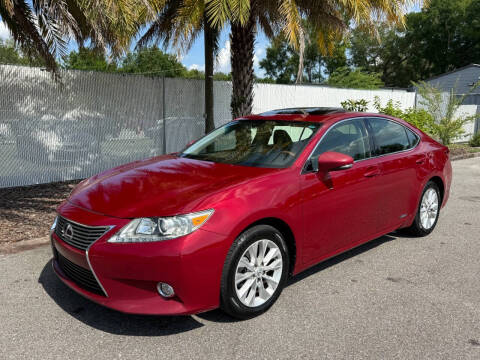 2015 Lexus ES 300h
