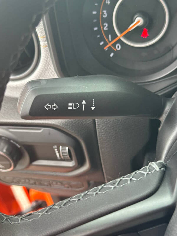 2025 Jeep Gladiator Sport S