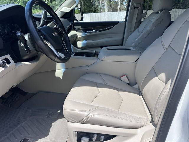 2020 Cadillac Escalade Luxury