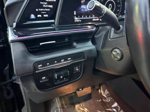 2023 Cadillac Escalade Sport