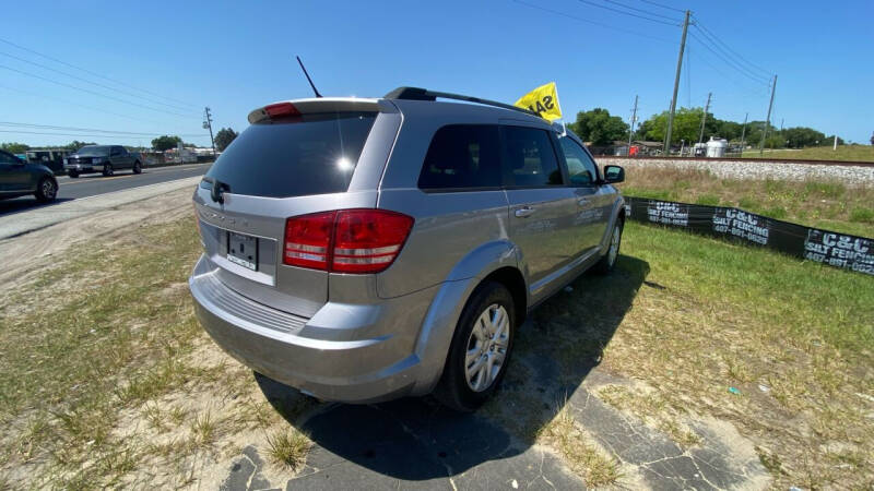 2017 Dodge Journey SE