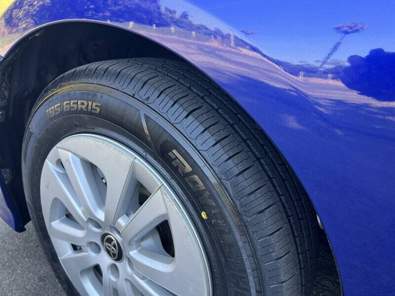 2017 Toyota Prius Two