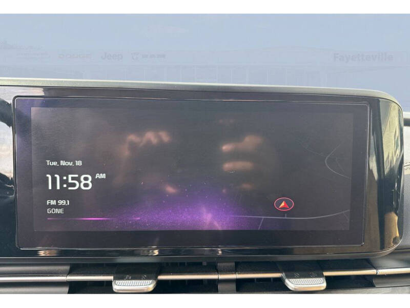 2024 Kia Carnival EX