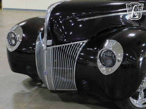 1940 Ford Deluxe