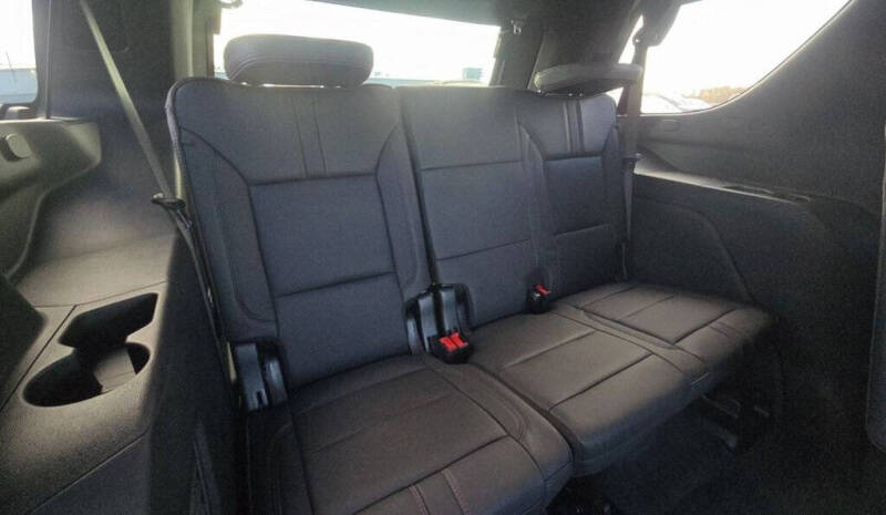 2025 Chevrolet Tahoe RST