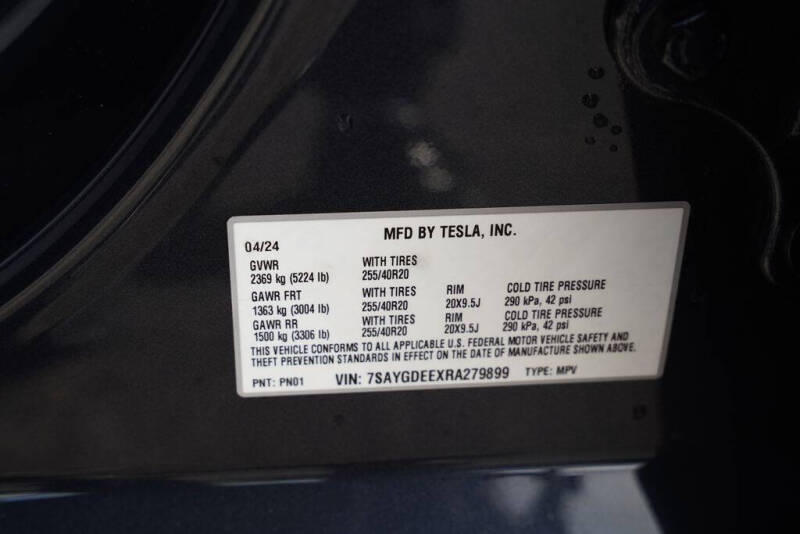 2024 Tesla Model Y Long Range