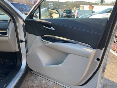 2019 Cadillac XT4 Luxury