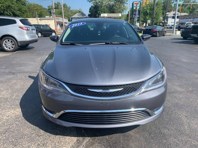 2015 Chrysler 200 for sale at DTH FINANCE LLC in Toledo OH