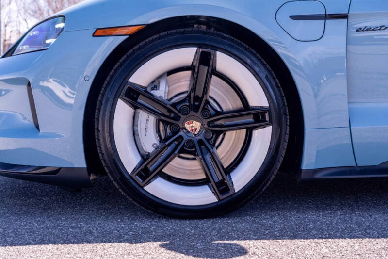 2025 Porsche Taycan GTS