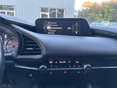 2024 Mazda Mazda3 Sedan 2.5 S Carbon Edition