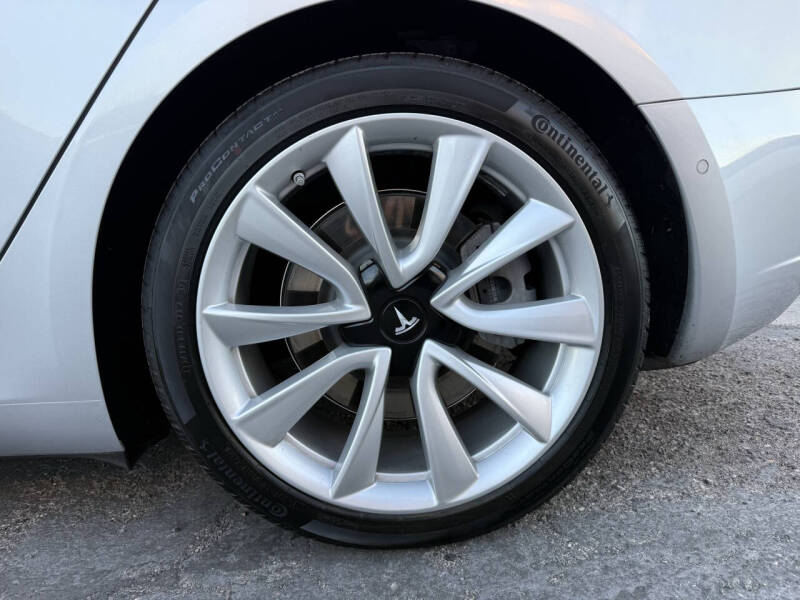 2018 Tesla Model 3 Long Range