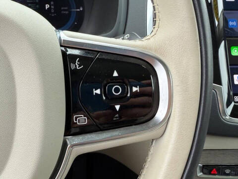 2023 Volvo XC90 Recharge T8 Ultimate Bright Theme 7P