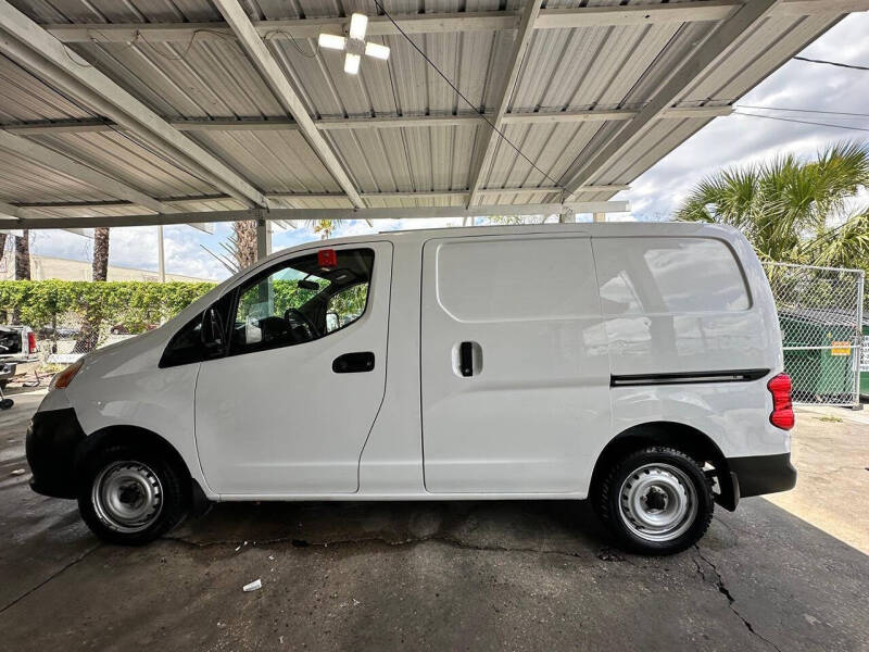 2017 Nissan NV200