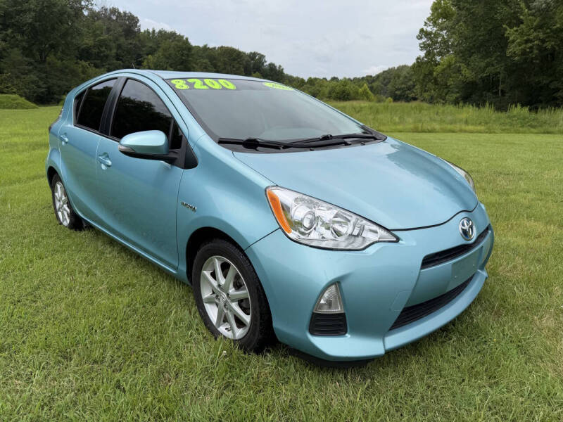 2013 Toyota Prius c Three