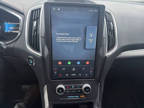 2021 Ford Edge Titanium