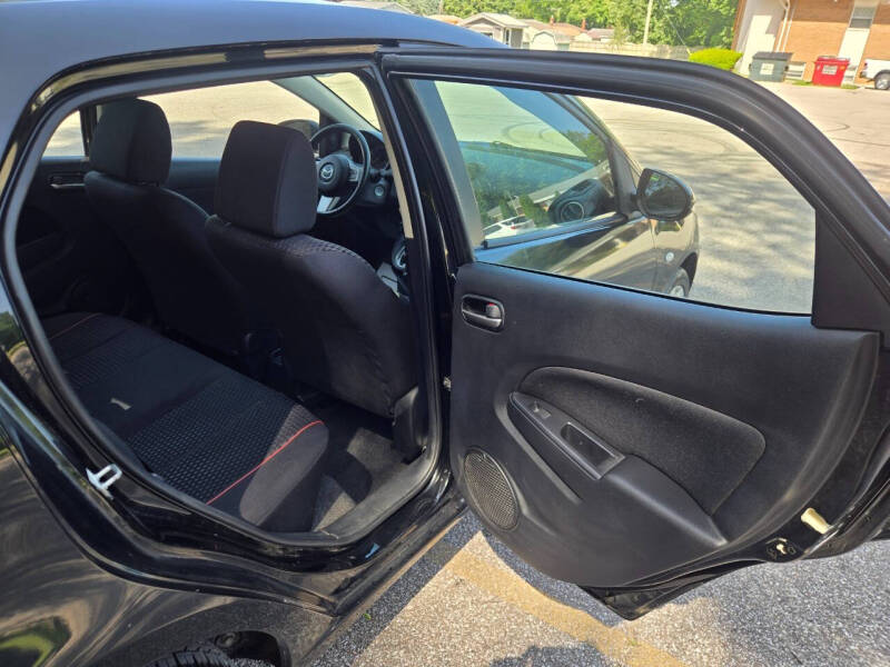 2012 Mazda MAZDA2 Touring