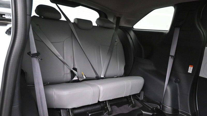 2025 Toyota Sienna XLE 7-Passenger