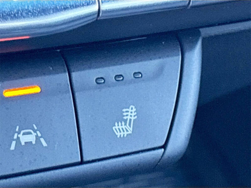 2025 Cadillac CT4 Luxury