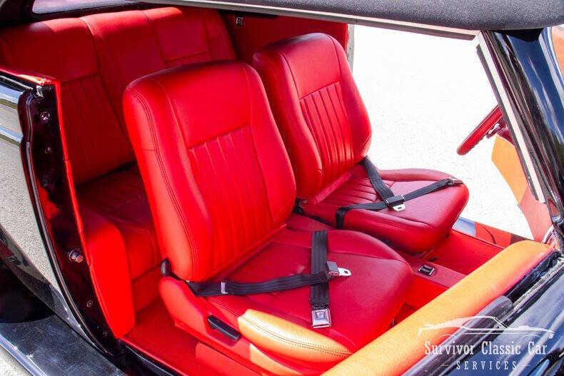 1937 Ford Cabriolet
