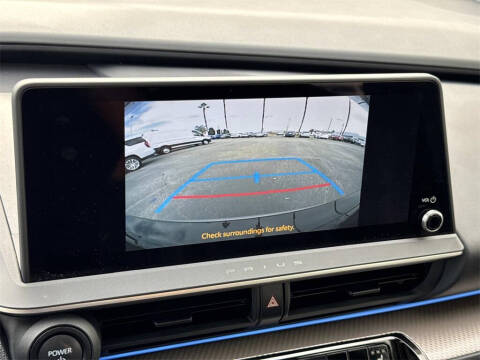 2024 Toyota Prius XLE