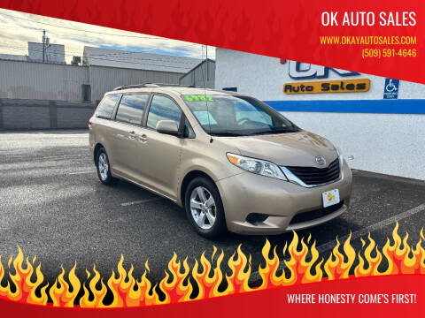 2011 Toyota Sienna LE 8-Passenger