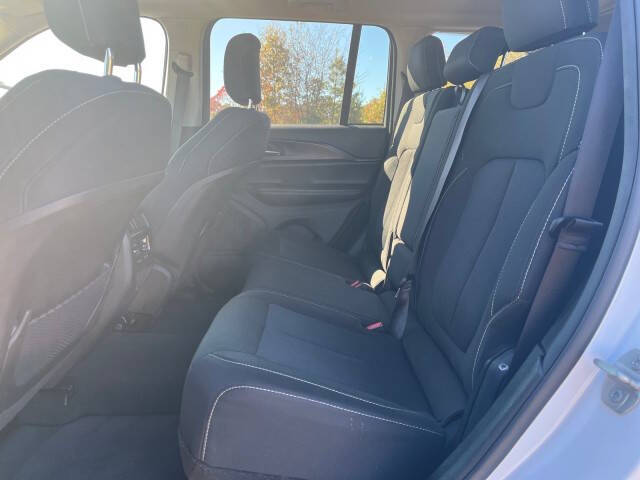 2024 Jeep Grand Cherokee Laredo