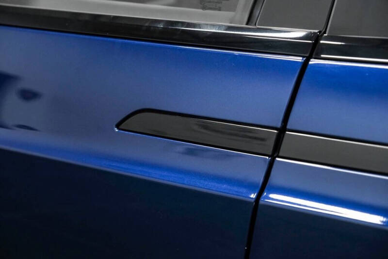 2023 Tesla Model X Plaid