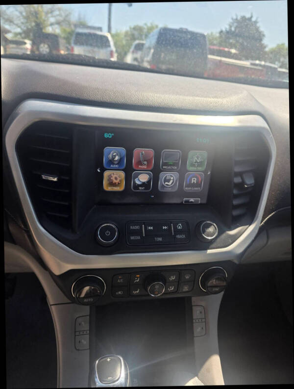 2019 GMC Acadia SLT-1