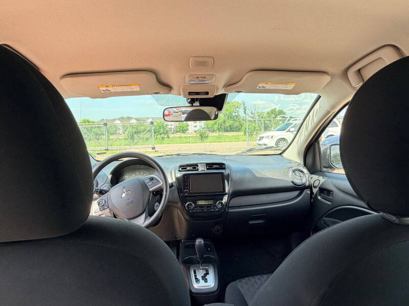 2024 Mitsubishi Mirage ES