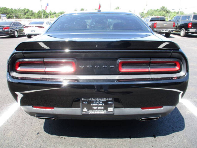 2019 Dodge Challenger SXT