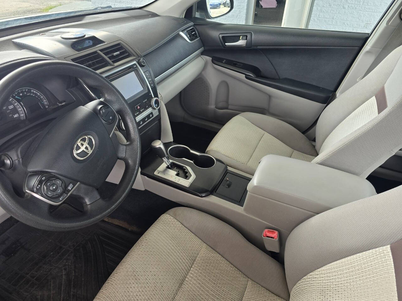 2012 Toyota Camry for sale at QUEENSGATE AUTO SALES in York, PA