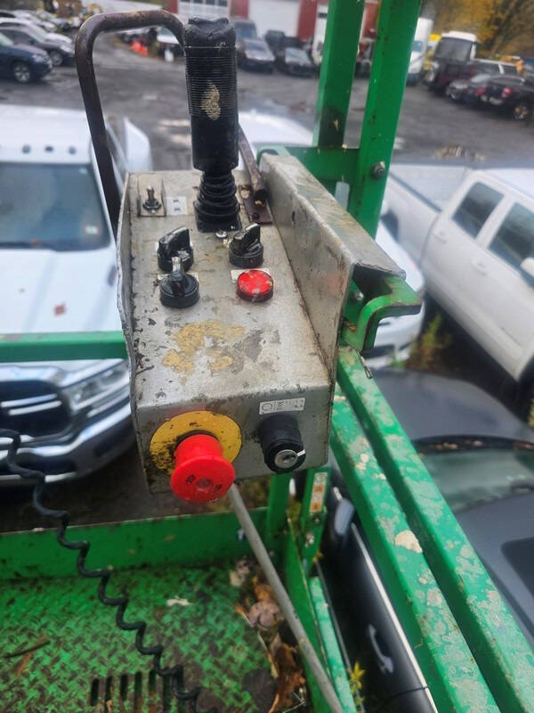 2016 Skyjack SJ9250RT