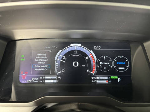 2024 Toyota Sequoia SR5