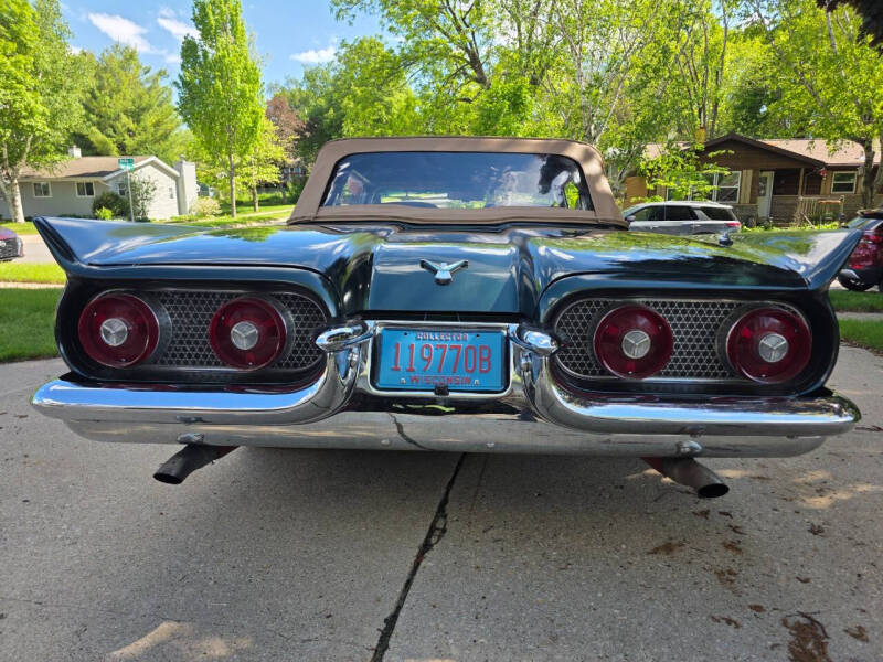 1958 Ford Thunderbird