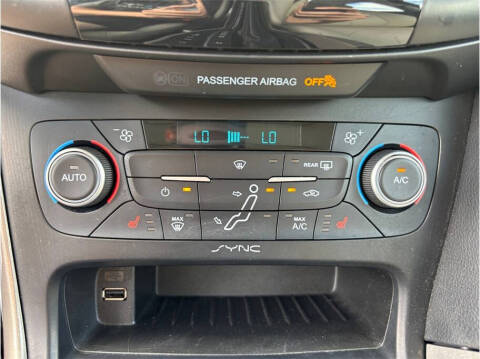 2018 Ford Focus Titanium