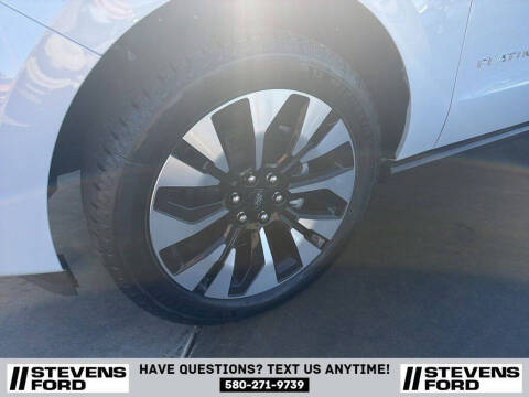 2025 Ford Expedition Platinum