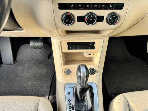 2017 Volkswagen Tiguan 2.0T Wolfsburg Edition 4Motion