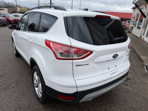 2016 Ford Escape SE
