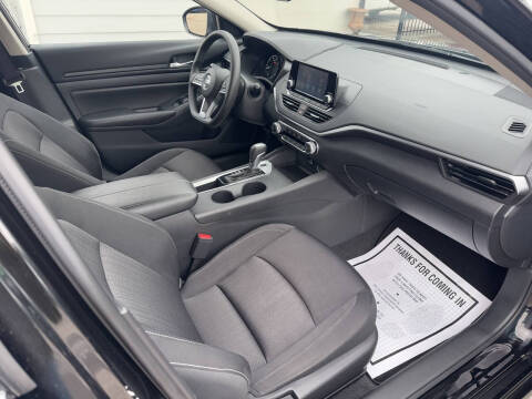 2022 Nissan Altima 2.5 S