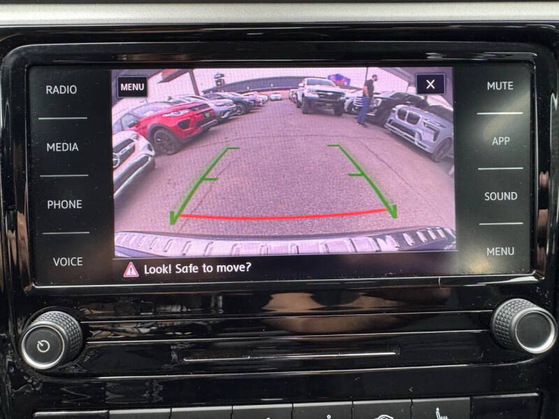 2022 Volkswagen Passat SE