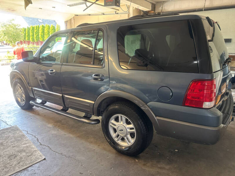 2004 Ford Expedition XLT
