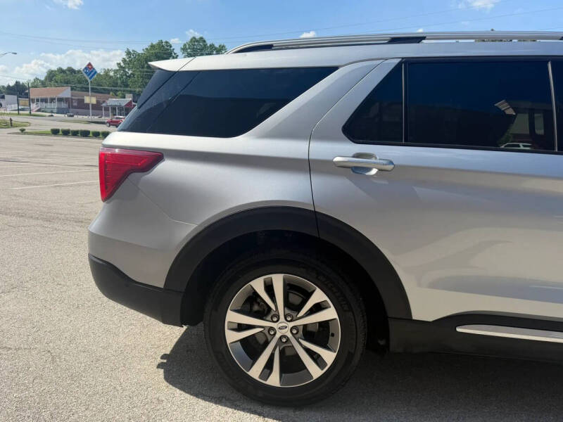 2020 Ford Explorer Platinum