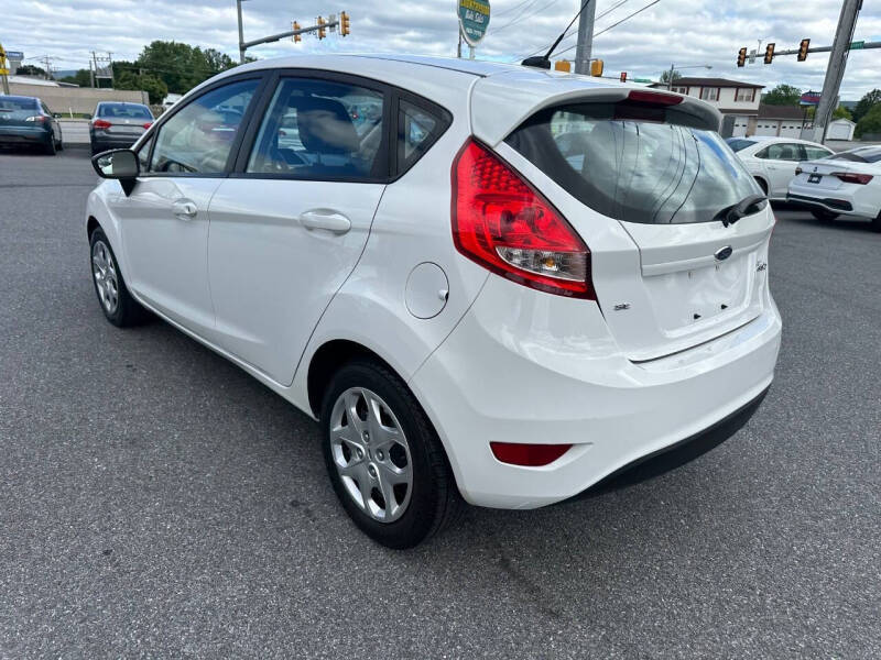 2012 Ford Fiesta SE