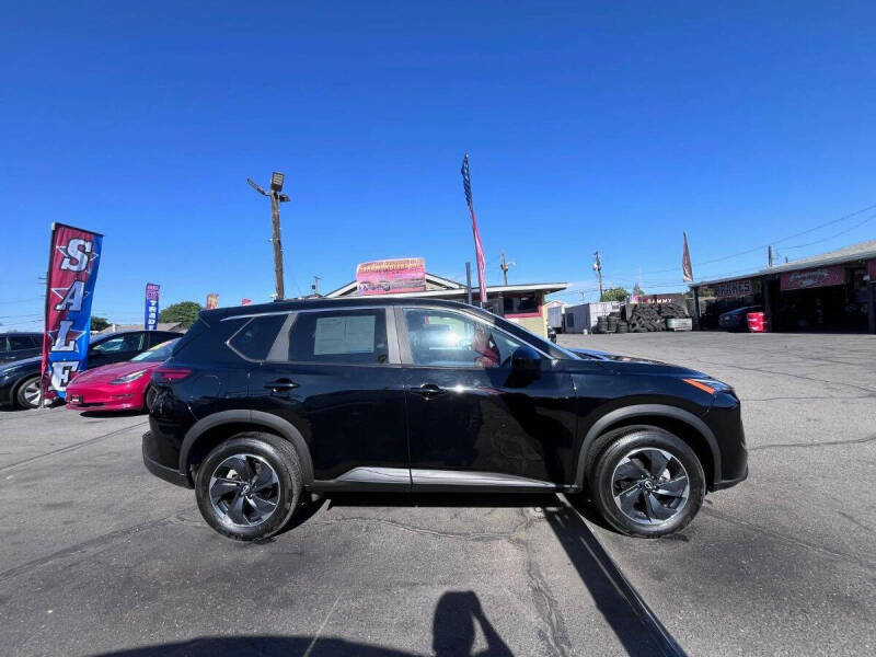 2024 Nissan Rogue SV