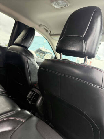 2018 Jeep Cherokee Trailhawk