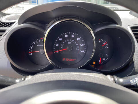 2010 Kia Soul +