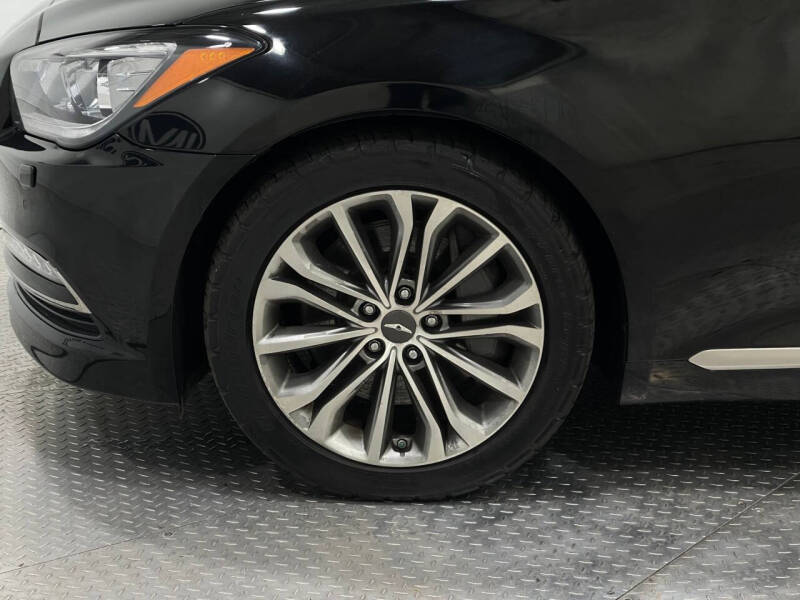 2017 Genesis G80