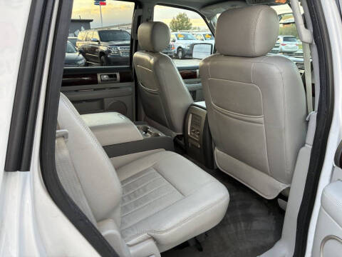 2006 Lincoln Navigator