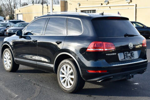 2011 Volkswagen Touareg VR6 Sport