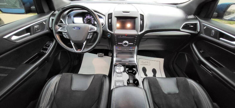 2019 Ford Edge ST